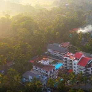 Romantic Pool Villa with Jacuzzi - Phase 17- 14BHK