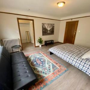 Furnished Apartments - Climate Pledge Arena Next Door