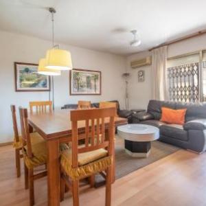 TarracoHomes TH156 Casa Roser Familiar y con Piscina Compartida