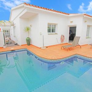 Apart-rent Casa Alberes 0080 con piscina