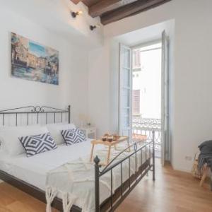 Independence Apartment Balcony by Rent All Como