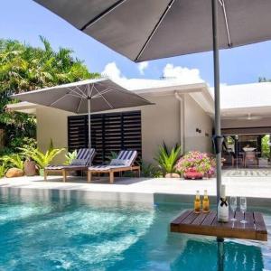 Allure - 4 Bedroom Luxury House in Port Douglas