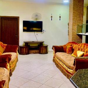 3 bedroom semi detached house Gardens street