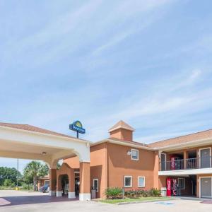 Days Inn by Wyndham Sulphur LA