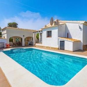 Villa Alamito by Abahana Villas