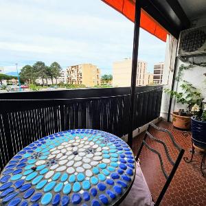 Saint-Cyprien : T2 avec Terrasse Clim et Parking Près de la Plage - FR-1-309-470