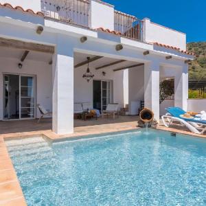 Cortijo Aranjo Torrox by Ruralidays