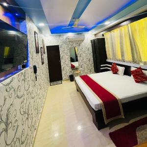 HOTEL ROYAL ORBIT