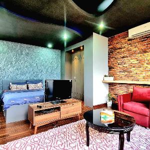 Studio 1BR penthouse in the heart of Kathmandu