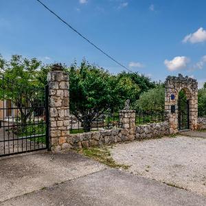Apartments with parking space Rovinj - 22740