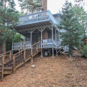 Treehouse by Big Bear Cool Cabins