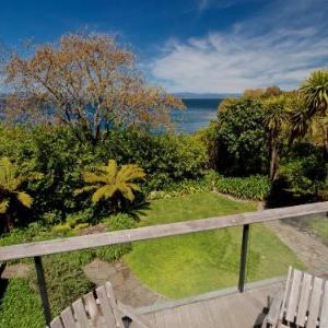 Kauawhi Lodge - Acacia Bay Holiday Home