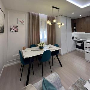 Glenis Apartment Vollga