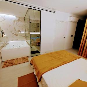 Sweet Suites