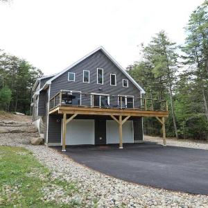 Holly Lane 11 Thornton Pet Friendly Private Home near Waterville Valley