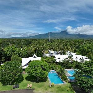 Infinity Diving Resort & Residences