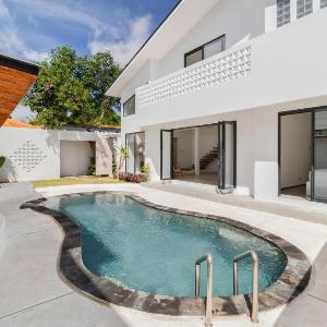 Great Value 2 Bed Villa Sleeps 4 Fast Wifi