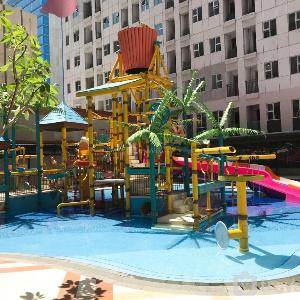 Chic and Cozy Studio Apartment at Transpark Juanda Bekasi By Travelio