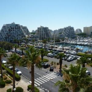 Sol-y-Days Eden Magnifique appartement de deux chambres en duplex face a la mer et au port de plaisance