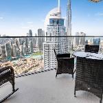 Keysplease 3 BR Burj View Dubai Mall Access Boulevard Point Tower 