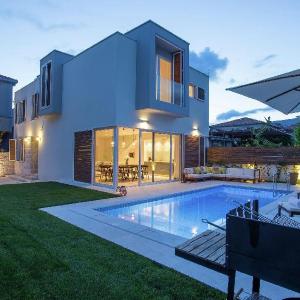 Luxurious Villa with Private Pool and Garden