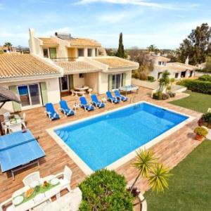 Villa Sarana by Villa Plus