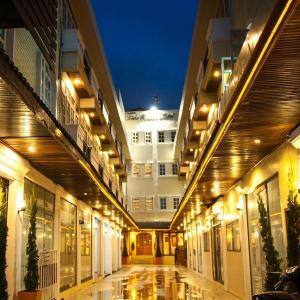 Lido Beach Hotel