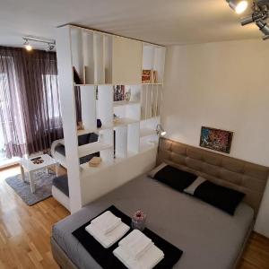 Maya 's home - Vracar