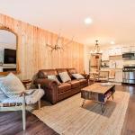 Ski In Ski Out Cabin on Hunter Mtn Seasonal Pool Access w Panoramic Views Hike Swim Fish Relax Hunter