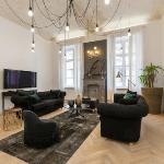 Bohemian Dream Home In The Absolute Center w 2BR/2BT Budapest 