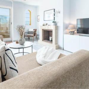 Sam24I- Cozy Apartment Walking Distance To Beach