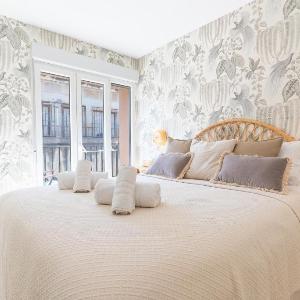 Barrio Gem Stylish 2Bedroom Oasis in Alicante
