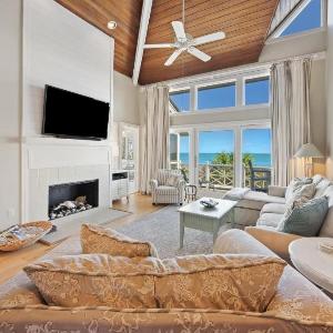 On the Beach villa by Peace Vacations
