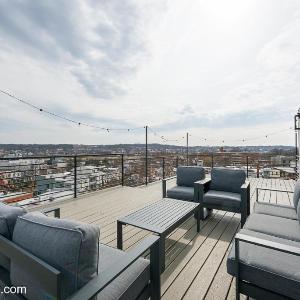 LUX 3BR Apartment in DC with Rooftop