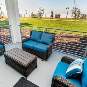 The Monochrome