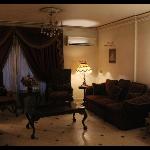 Hay Al Sefarat Apartment