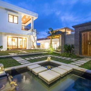 Luxurious 6 BR with Sea View 5 mins to Savaya