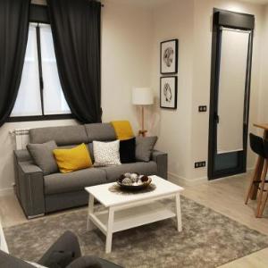 Glory Suite Zurriola Beach with AC