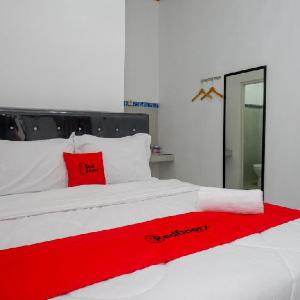 RedDoorz near Universitas Semarang 2