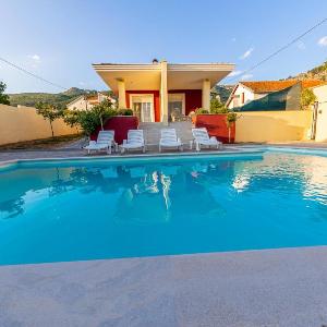 Villa Bona - Private Pool Oasis