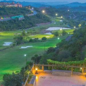 Stunning Penthouse in Murree Golf City Avenue