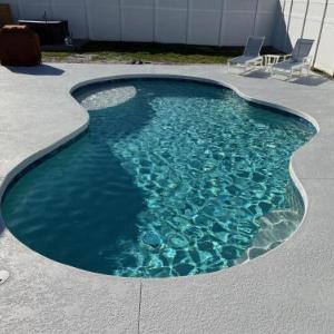 Tropical Oasis Heated Pool Hot Tub Near Siesta Key