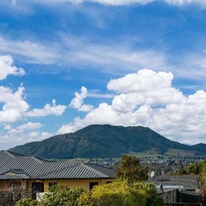 Getaway on Grove - Lake Taupo Holiday Home