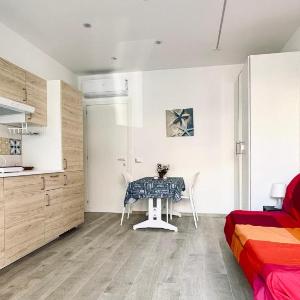 M406 - Marcelli nuovo monolocale fronte mare