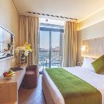 Deluxe Room At Dubai Creek In Jaddaf By Luxury Bookings AB 