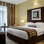 Deluxe Room Near Internet Metro Station By Luxury Bookings AB Dubai