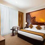 Standard Room Near Al Rigga Metro By Luxury Bookings AC Dubai 