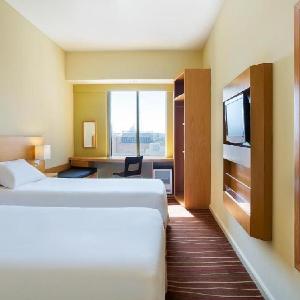 Standard Room Near Port Saeed Plaza By Luxury Bookings AD