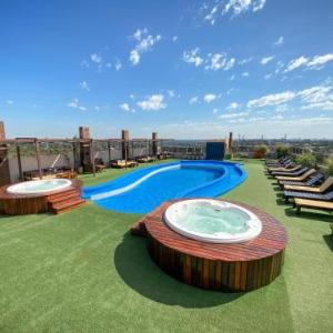 Grand Crucero Hotel
