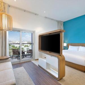 King Studio Near DXB Airport By Luxury Bookings